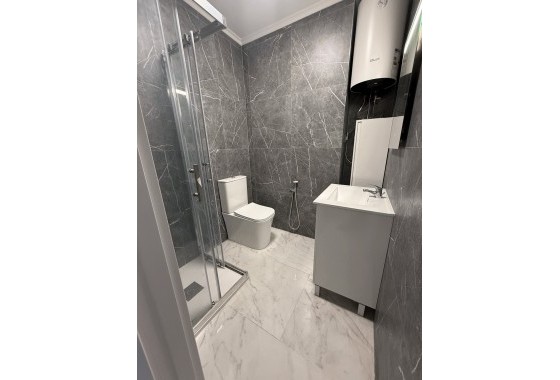 Herverkoop - Appartement / Flat -
Torrevieja - Costa Blanca