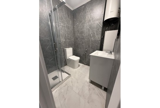 Herverkoop - Appartement / Flat -
Torrevieja - Costa Blanca