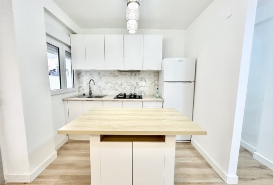 Herverkoop - Appartement / Flat -
Torrevieja - Costa Blanca