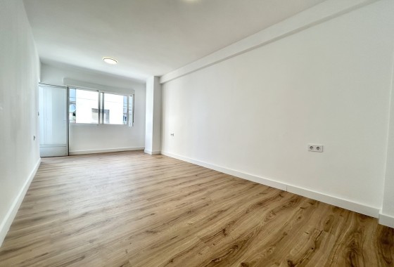 Herverkoop - Appartement / Flat -
Torrevieja - Costa Blanca