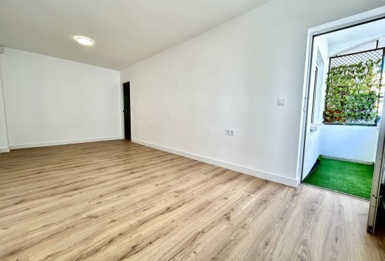 Herverkoop - Appartement / Flat -
Torrevieja - Costa Blanca