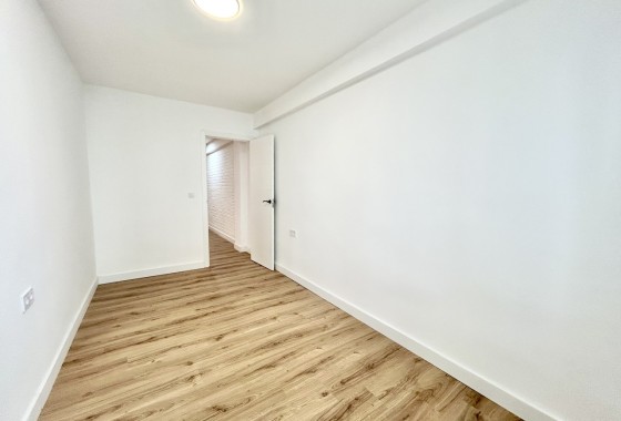Herverkoop - Appartement / Flat -
Torrevieja - Costa Blanca