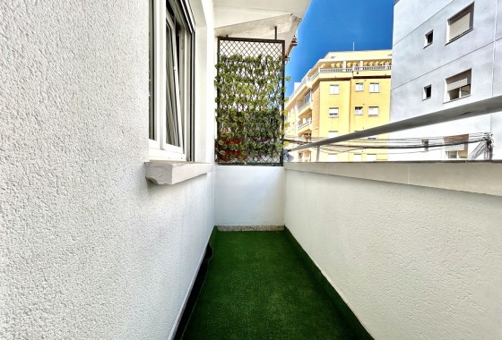 Herverkoop - Appartement / Flat -
Torrevieja - Costa Blanca