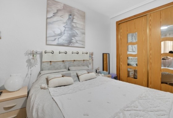 Wiederverkauf - Wohnung / Apartment -
Orihuela - Inland