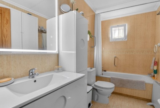 Wiederverkauf - Wohnung / Apartment -
Orihuela - Inland