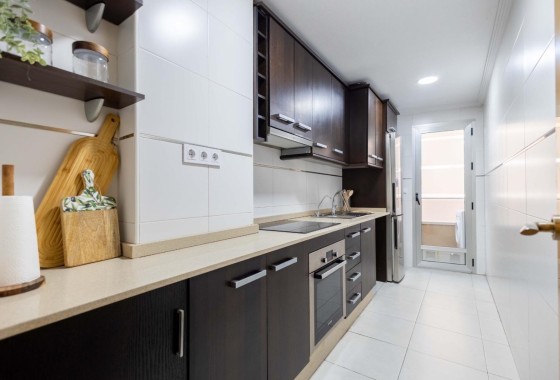 Herverkoop - Appartement / Flat -
Torrevieja - Las calas