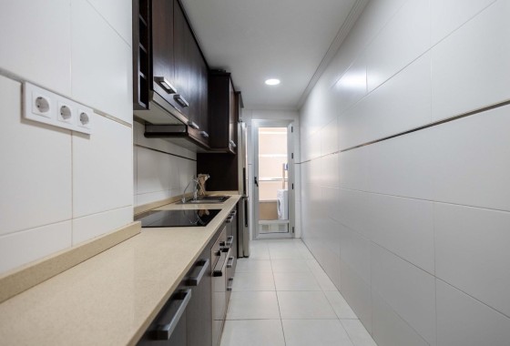 Herverkoop - Appartement / Flat -
Torrevieja - Las calas