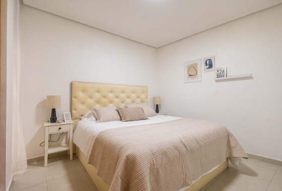 Herverkoop - Appartement / Flat -
Torrevieja - Las calas