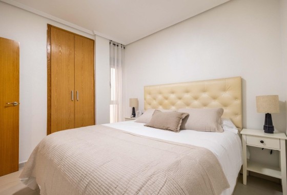 Herverkoop - Appartement / Flat -
Torrevieja - Las calas