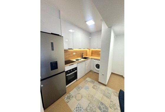 Herverkoop - Appartement / Flat -
Torrevieja - Centro - Muelle Pesquero