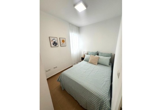 Herverkoop - Appartement / Flat -
Torrevieja - Centro - Muelle Pesquero
