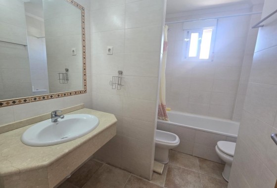Herverkoop - Appartement / Flat -
Torrevieja - La veleta