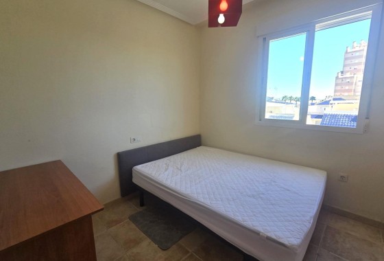 Herverkoop - Appartement / Flat -
Torrevieja - La veleta
