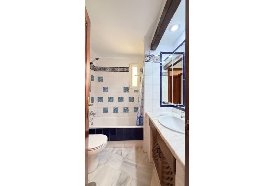 Herverkoop - Appartement / Flat -
Torrevieja - Aldea del mar