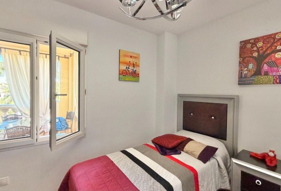 Herverkoop - Appartement / Flat -
Torrevieja - Aldea del mar