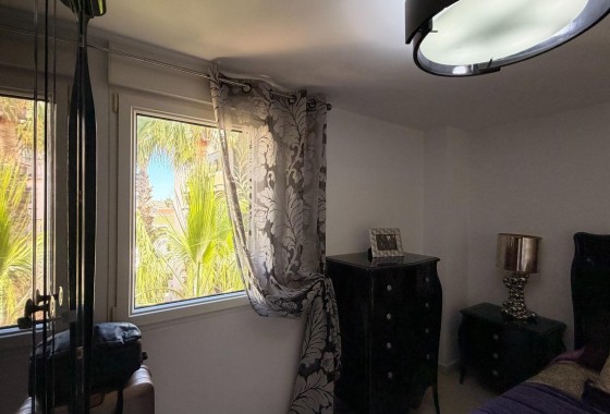 Herverkoop - Appartement / Flat -
Torrevieja - Aldea del mar