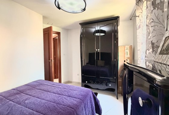 Herverkoop - Appartement / Flat -
Torrevieja - Aldea del mar