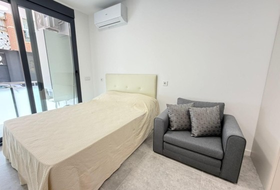 Herverkoop - Appartement / Flat -
Torrevieja - Playa del Cura