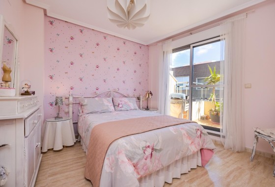 Herverkoop - Appartement / Flat -
Torrevieja - Center