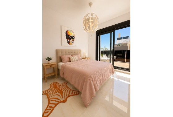 Herverkoop - Finca / Landhuis -
Orihuela Costa