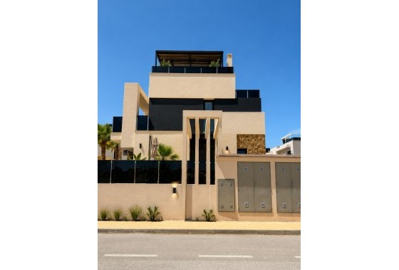 Herverkoop - Finca / Landhuis -
Orihuela Costa