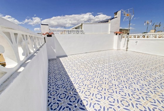 Herverkoop - Rijhuis -
San Fulgencio - Urb. La Marina