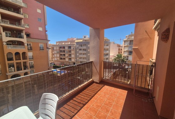 Herverkoop - Appartement / Flat -
Torrevieja - Los Locos