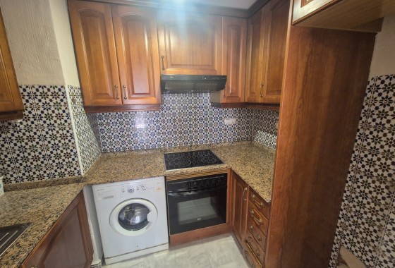 Herverkoop - Appartement / Flat -
Torrevieja - Los Locos