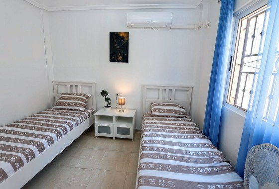 Resale - Apartment / Flat -
Los Altos - Costa Blanca