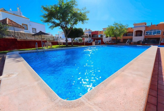 Resale - Apartment / Flat -
Los Altos - Costa Blanca