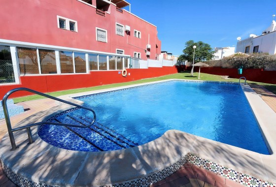 Resale - Apartment / Flat -
Los Altos - Costa Blanca