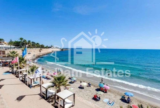 Resale - Apartment / Flat -
Los Altos - Costa Blanca