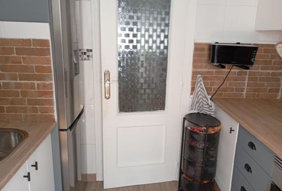 Herverkoop - Appartement / Flat -
Jacarilla - Inland