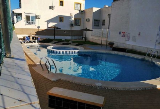 Herverkoop - Appartement / Flat -
Jacarilla - Inland