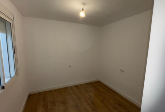 Herverkoop - Appartement / Flat -
Torrevieja - Parque de las Naciones