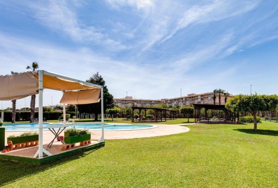Herverkoop - Appartement / Flat -
Torrevieja - Parque de las Naciones