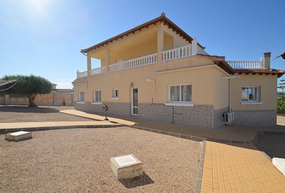 Revente - Villa Individuelle -
Campos del Rio - Inland