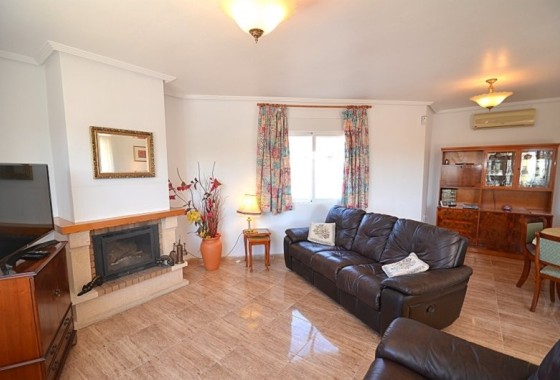 Revente - Villa Individuelle -
Campos del Rio - Inland