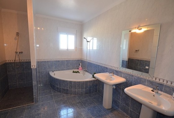 Revente - Villa Individuelle -
Campos del Rio - Inland