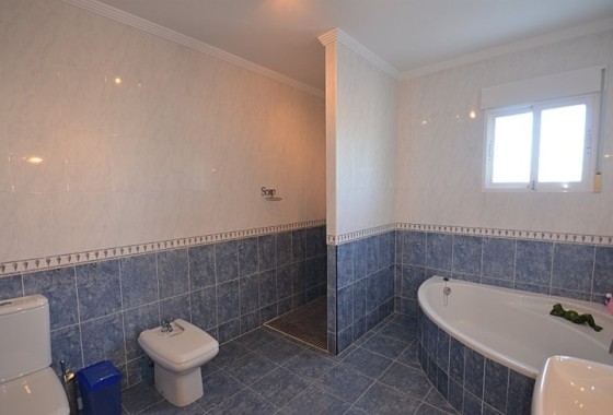 Revente - Villa Individuelle -
Campos del Rio - Inland