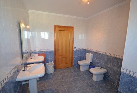 Revente - Villa Individuelle -
Campos del Rio - Inland