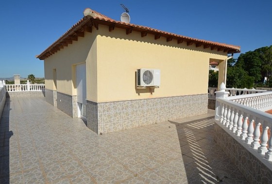 Revente - Villa Individuelle -
Campos del Rio - Inland