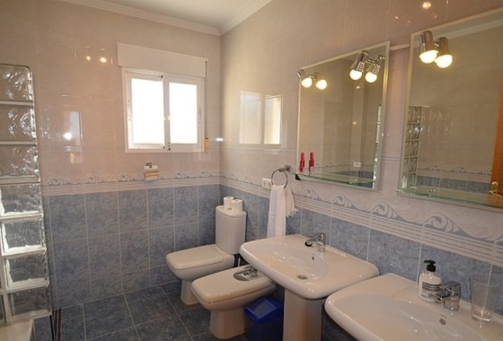 Revente - Villa Individuelle -
Campos del Rio - Inland