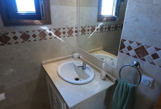 Herverkoop - Rijhuis -
Algorfa - La Finca Golf Resort