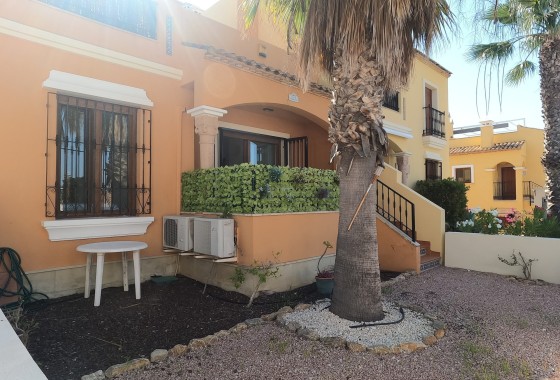 Herverkoop - Rijhuis -
Algorfa - La Finca Golf Resort