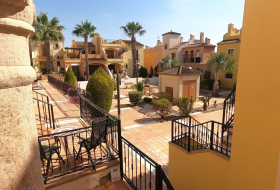 Herverkoop - Rijhuis -
Algorfa - La Finca Golf Resort