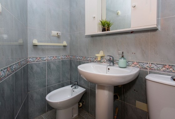 Wiederverkauf - Wohnung / Apartment -
Torrevieja - Playa Los Locos