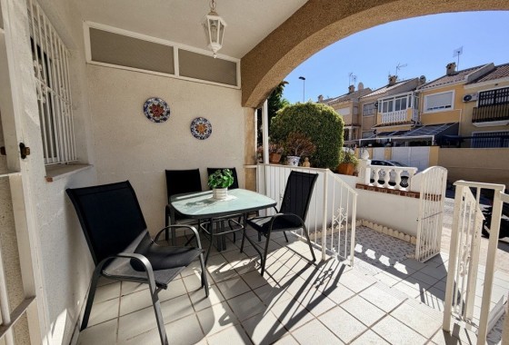 Herverkoop - Rijhuis -
Torrevieja - Costa Blanca