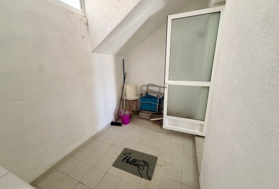 Herverkoop - Rijhuis -
Torrevieja - Costa Blanca