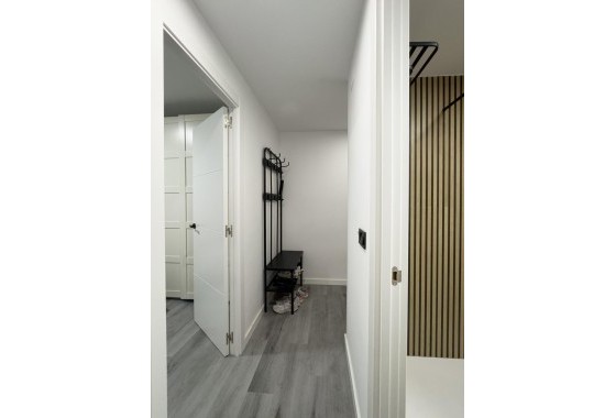 Herverkoop - Appartement / Flat -
Torrevieja - Curva del Palangre